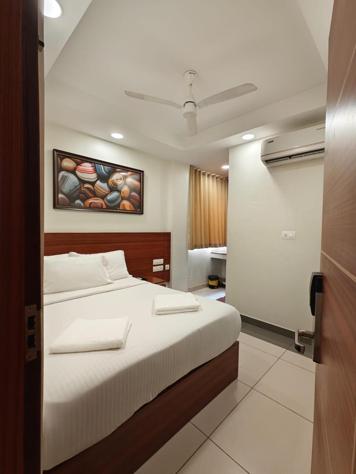 Nest Residency Hotel Kozhikode Exterior photo